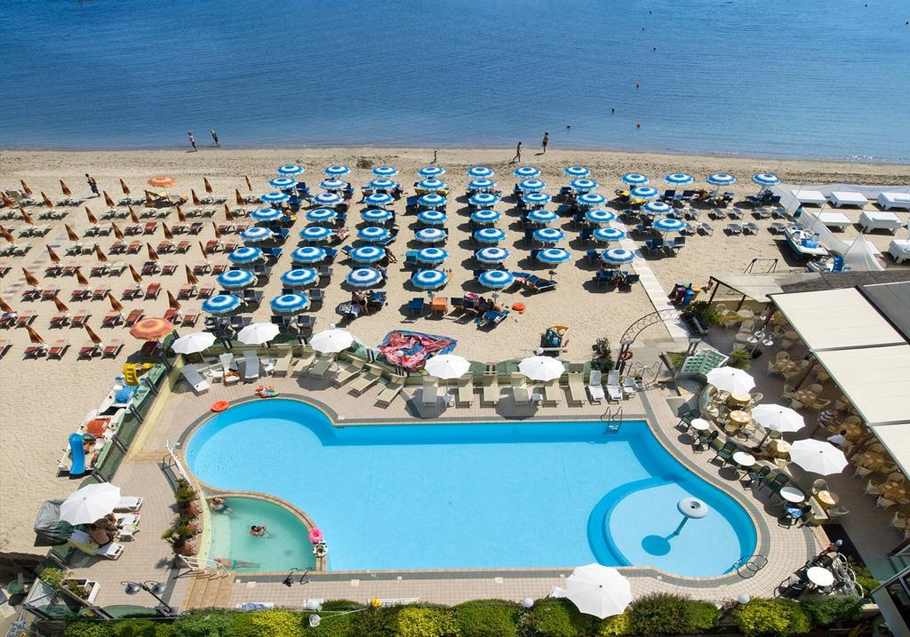 Strand Hotel Colorado Lido Di Savio Eksteriør billede